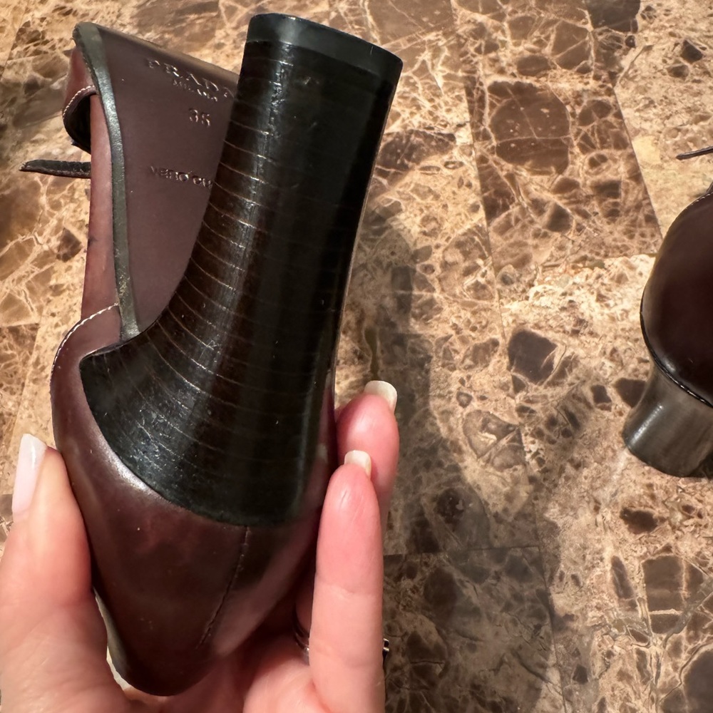 Vintage Prada Heels. - Picture 4 of 6